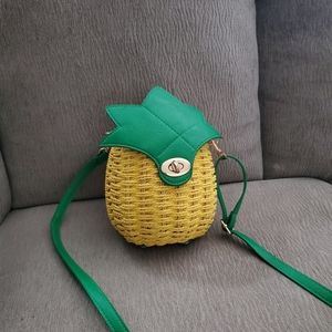 Pineapple straw wicker crossbody purse